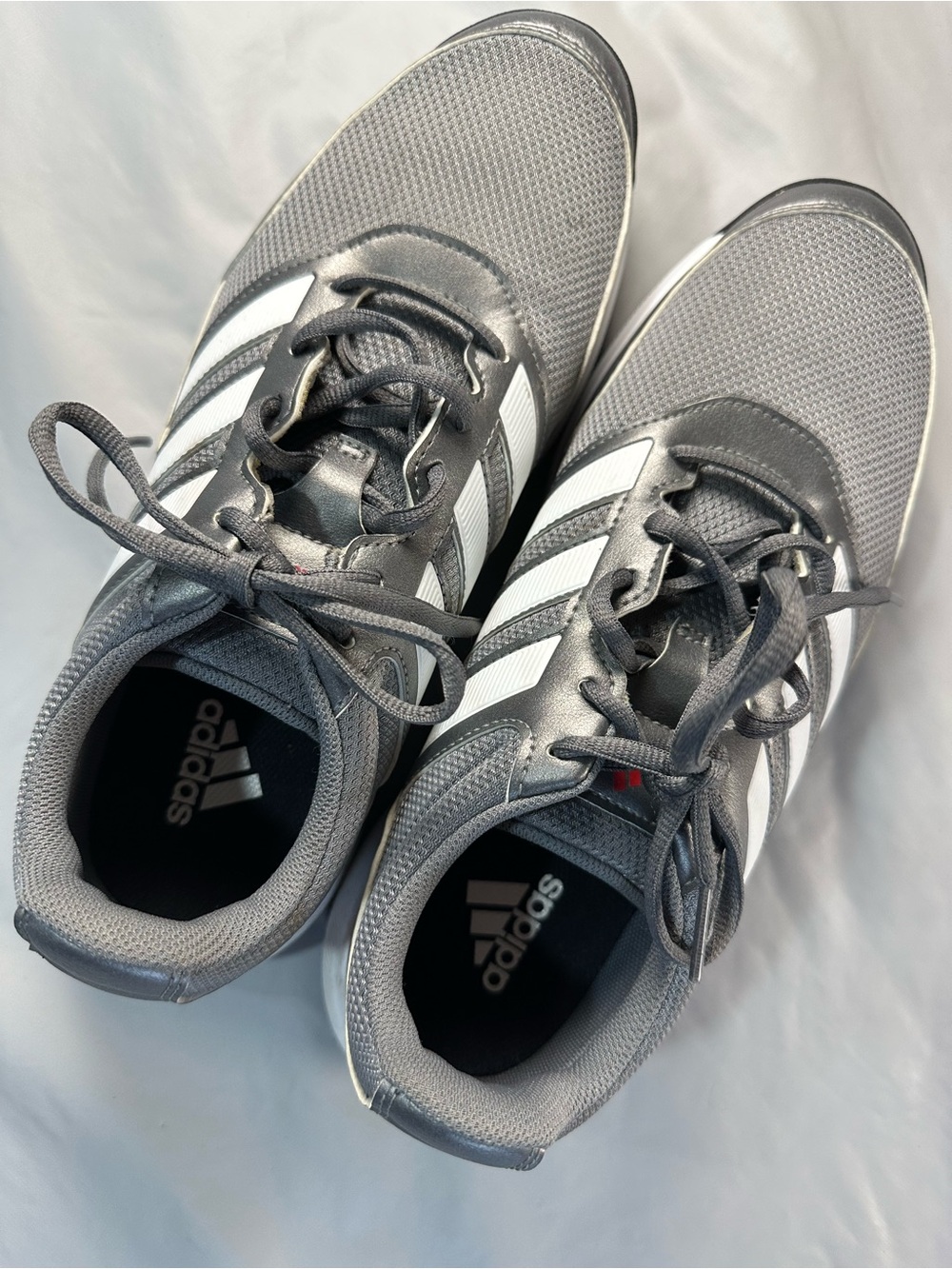 adidas Men's Gray Athletic Sneakers with White Stripes size 10 golf cleats